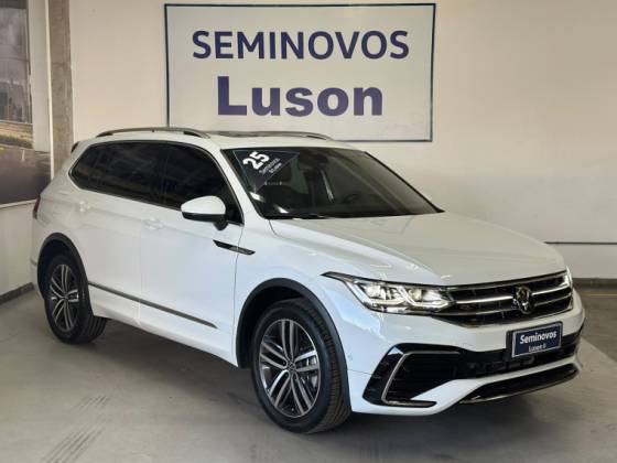 VOLKSWAGEN TIGUAN 2.0 300 TSI GASOLINA ALLSPACE R-LINE AUTOMÁTICO VOLKSWAGEN TIGUAN 2.0 300 TSI GASOLINA ALLSPACE R-LINE AUTOMÁTICO